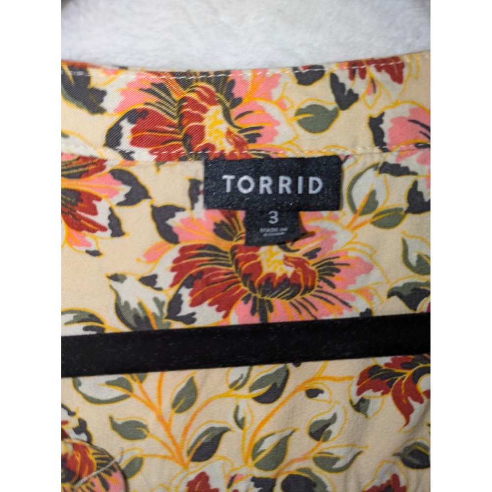 Torrid Floral Print Boho Peasant Blouse Size 3 Rayon Romantic - Picture 2 of 8